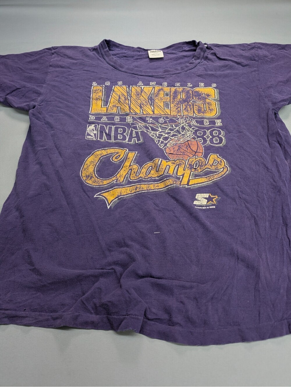 LA Lakers Back To Back Champs Starter T Shirt L Distressed